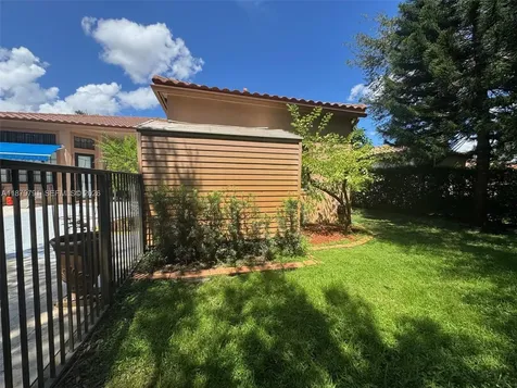 3445 NW 87th Avenue Cooper City FL 33024
