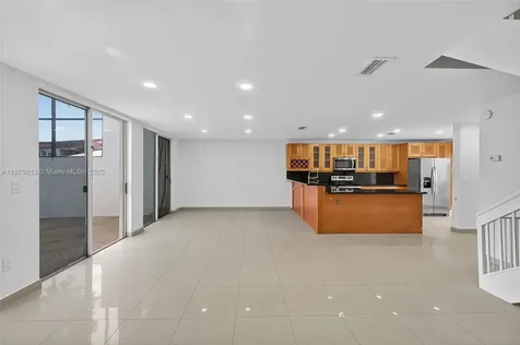 10275 NW 46th Street Doral FL 33178