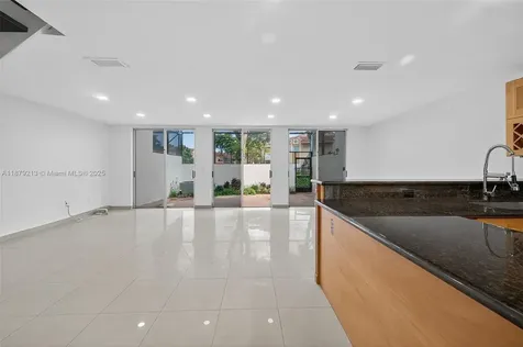 10275 NW 46th Street Doral FL 33178