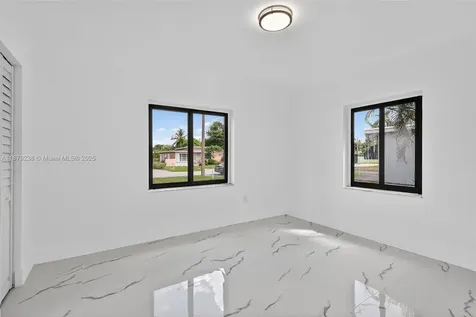 240 NW 146th Street Miami FL 33168