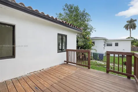 240 NW 146th Street Miami FL 33168