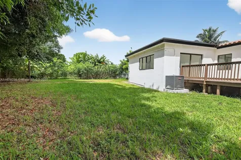 240 NW 146th Street Miami FL 33168