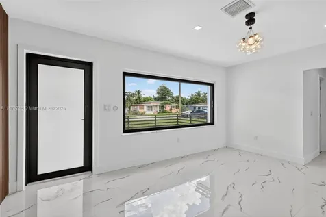 240 NW 146th Street Miami FL 33168