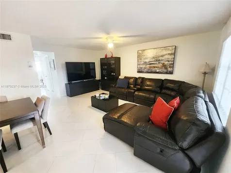 580 Egret Drive Hallandale Beach FL 33009