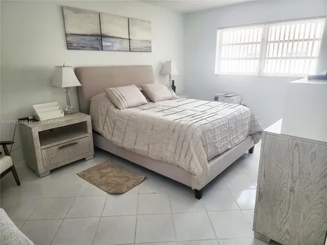 580 Egret Drive Hallandale Beach FL 33009