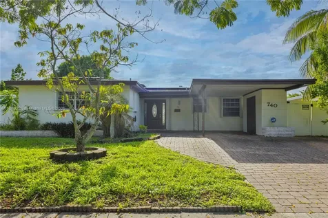 740 N 73rd Terrace Hollywood FL 33024
