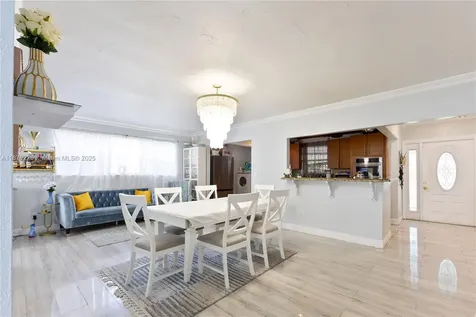740 N 73rd Terrace Hollywood FL 33024