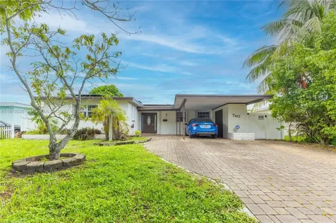 740 N 73rd Terrace Hollywood FL 33024