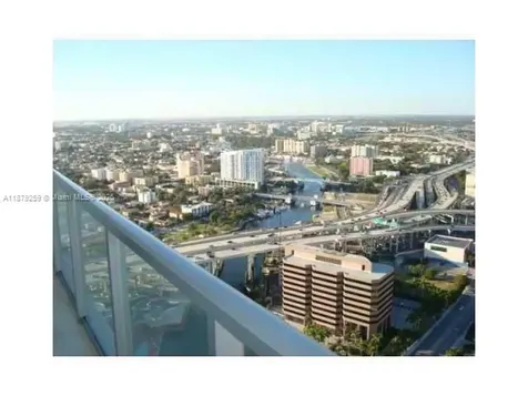 185 SW 7th Street Miami FL 33130