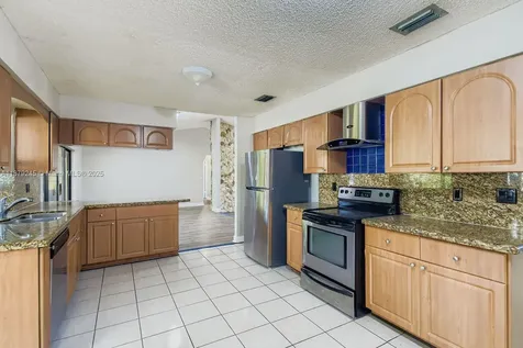 7008 NW 49th Court Lauderhill FL 33319