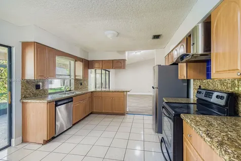 7008 NW 49th Court Lauderhill FL 33319