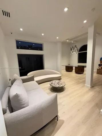 5371 SW 32nd Terrace Hollywood FL 33023