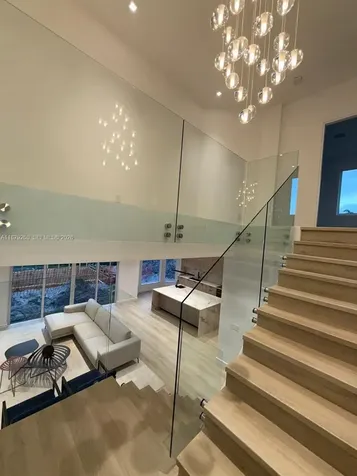 5371 SW 32nd Terrace Hollywood FL 33023