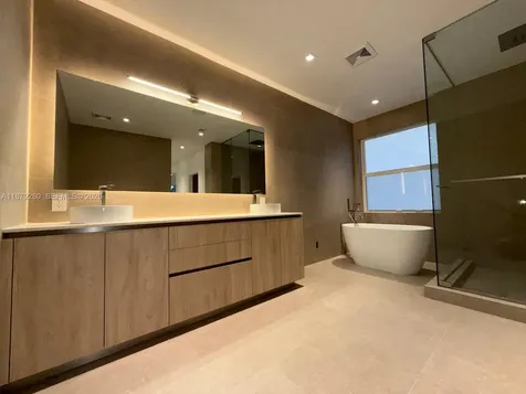 5371 SW 32nd Terrace Hollywood FL 33023