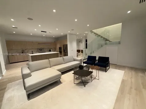 5371 SW 32nd Terrace Hollywood FL 33023