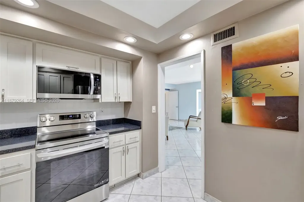 3300 NE 36th Street Fort Lauderdale FL 33308