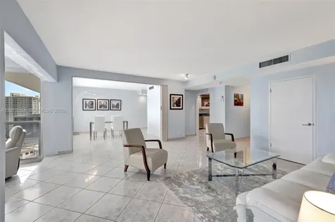 3300 NE 36th Street Fort Lauderdale FL 33308