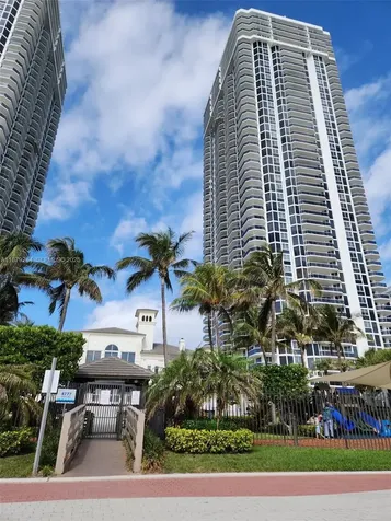 4779 Collins Avenue Miami Beach FL 33140