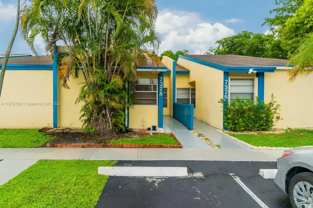 7378 NW 34th Street Lauderhill FL 33319