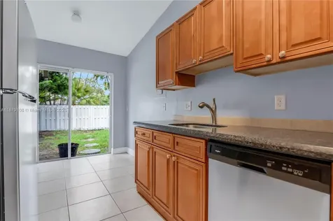 7378 NW 34th Street Lauderhill FL 33319