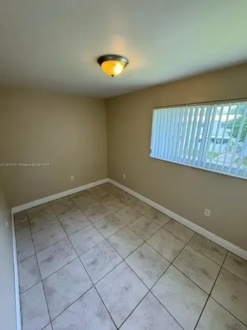 483 NW 19th Street Miami FL 33136
