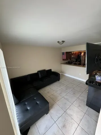 483 NW 19th Street Miami FL 33136