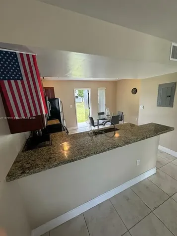 483 NW 19th Street Miami FL 33136