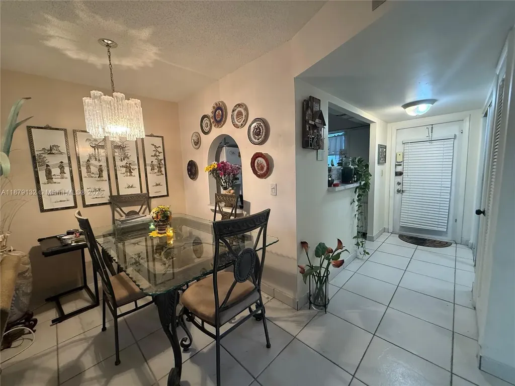 2791 N Pine Island Road Sunrise FL 33322