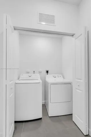 2357 NW 122nd Terrace Miami FL 33167