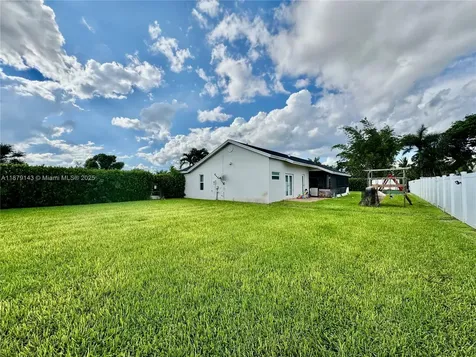 1635 NW 15th Terrace Homestead FL 33030