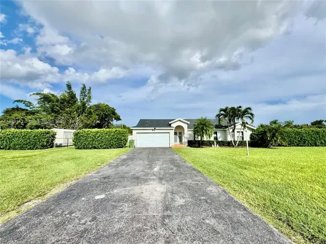1635 NW 15th Terrace Homestead FL 33030