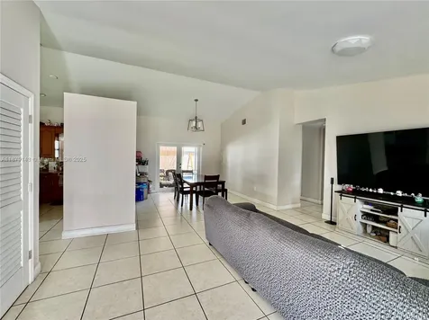 1635 NW 15th Terrace Homestead FL 33030