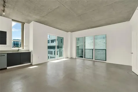 234 NE 3rd Street Miami FL 33132
