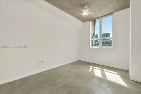 234 NE 3rd Street Miami FL 33132