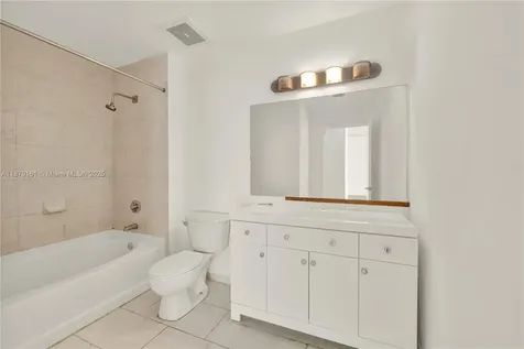 234 NE 3rd Street Miami FL 33132