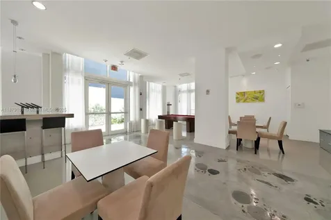 234 NE 3rd Street Miami FL 33132
