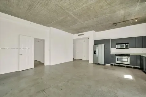 234 NE 3rd Street Miami FL 33132