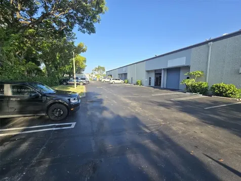 2460 NW 17th Lane Pompano Beach FL 33064