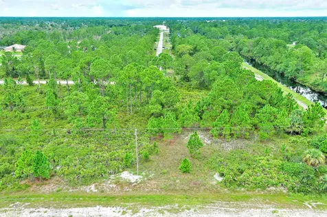 702 Eisenhower Boulevard Lehigh Acres FL 33974
