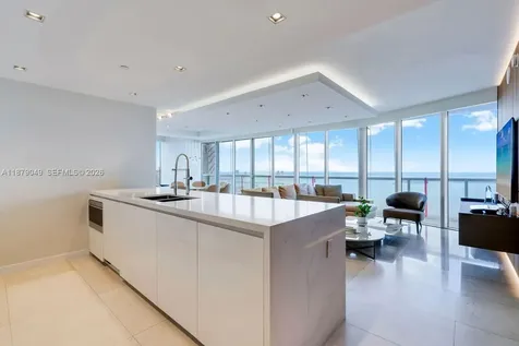 465 Brickell Avenue Miami FL 33131