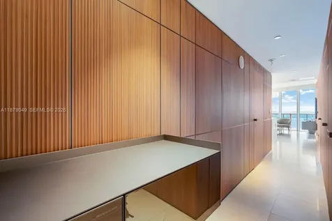 465 Brickell Avenue Miami FL 33131