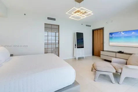 465 Brickell Avenue Miami FL 33131