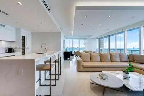 465 Brickell Avenue Miami FL 33131