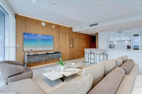 465 Brickell Avenue Miami FL 33131