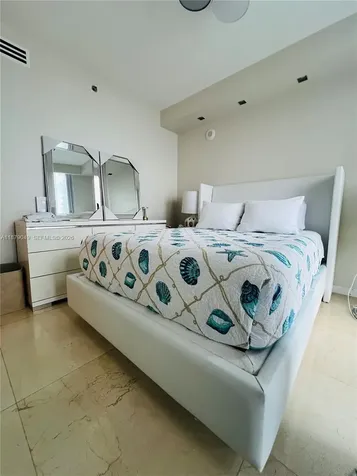 465 Brickell Avenue Miami FL 33131