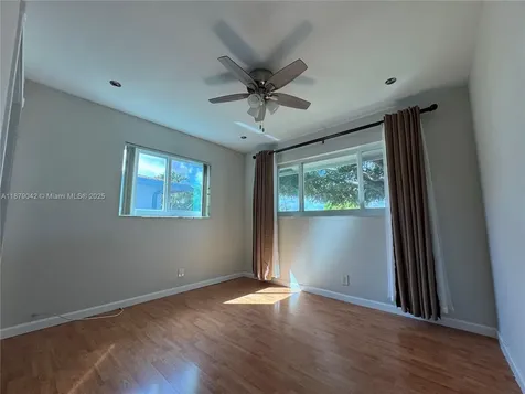 6004 NW 70th Avenue Tamarac FL 33321