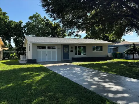 6004 NW 70th Avenue Tamarac FL 33321