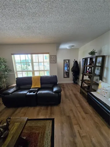 12095 SW 18th Terrace Miami FL 33175