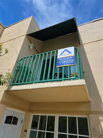 12095 SW 18th Terrace Miami FL 33175