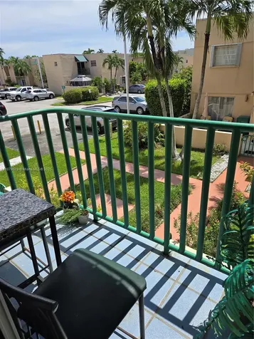 12095 SW 18th Terrace Miami FL 33175